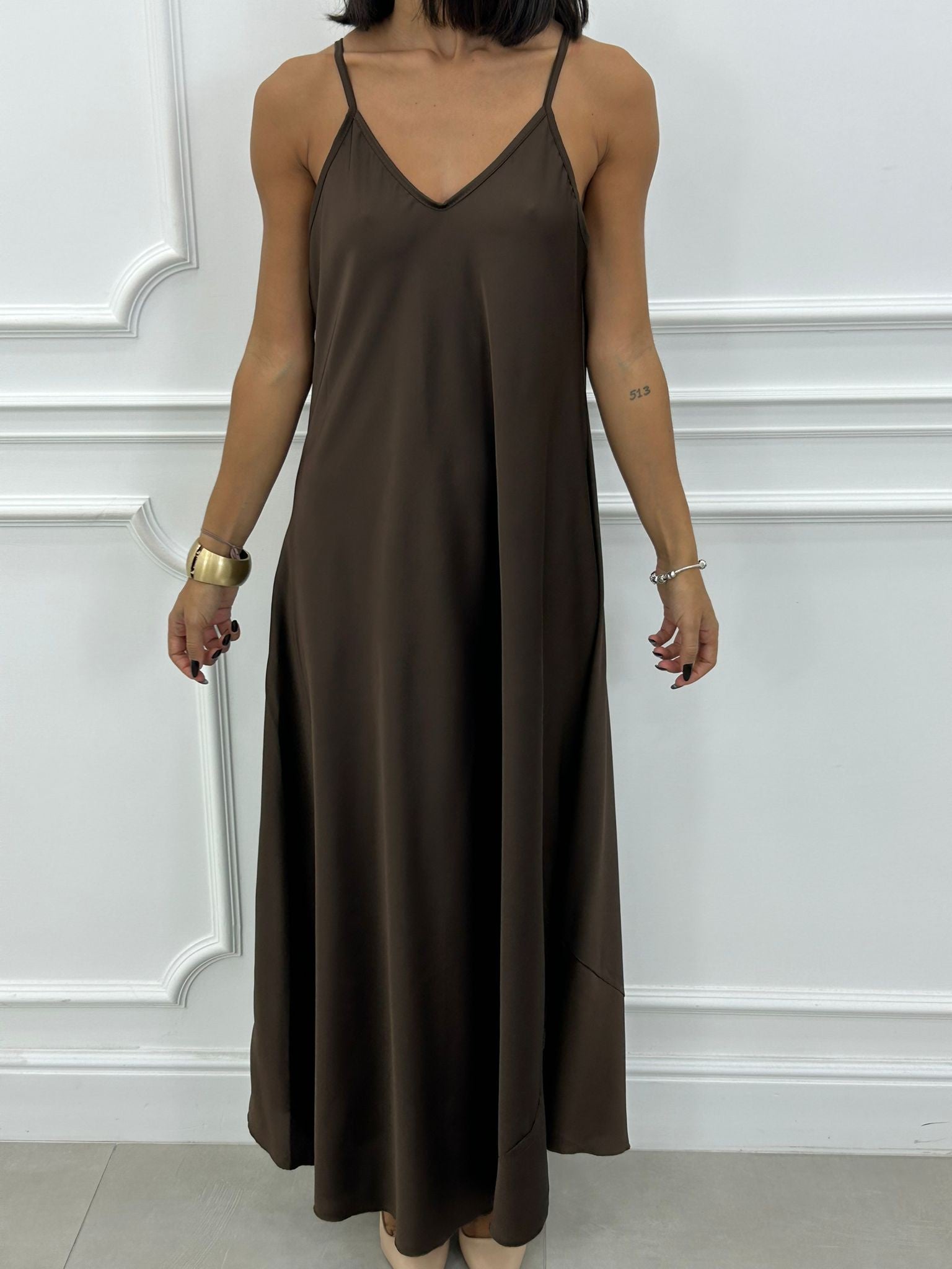 Giada – Set 2 in 1 con Abito Lungo Elegante e Maglia Asimmetrica