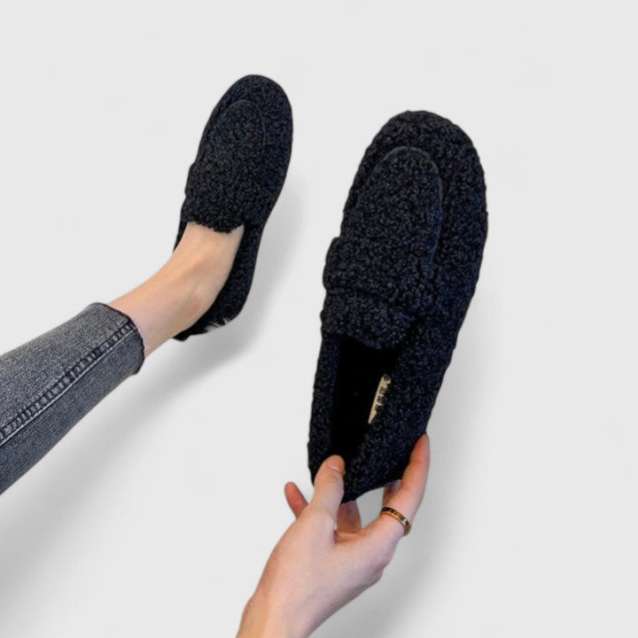 Solenne | Pantofole Calde con Design Elegante