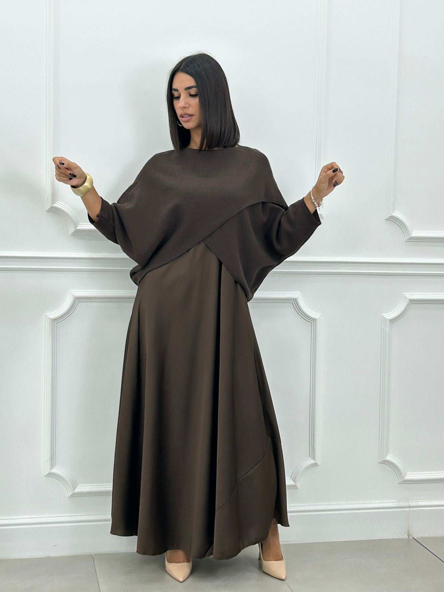 Giada – Set 2 in 1 con Abito Lungo Elegante e Maglia Asimmetrica