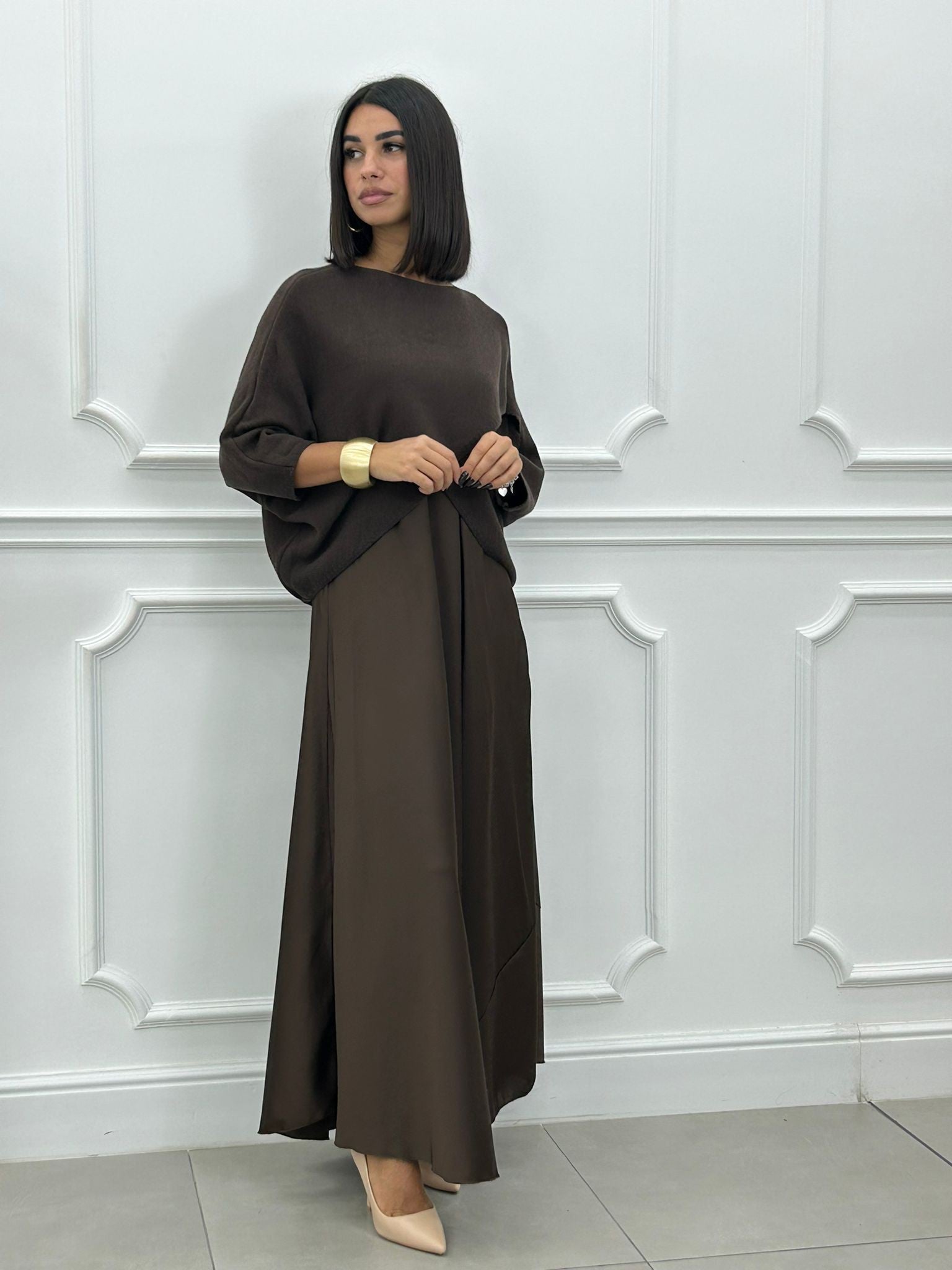 Giada – Set 2 in 1 con Abito Lungo Elegante e Maglia Asimmetrica